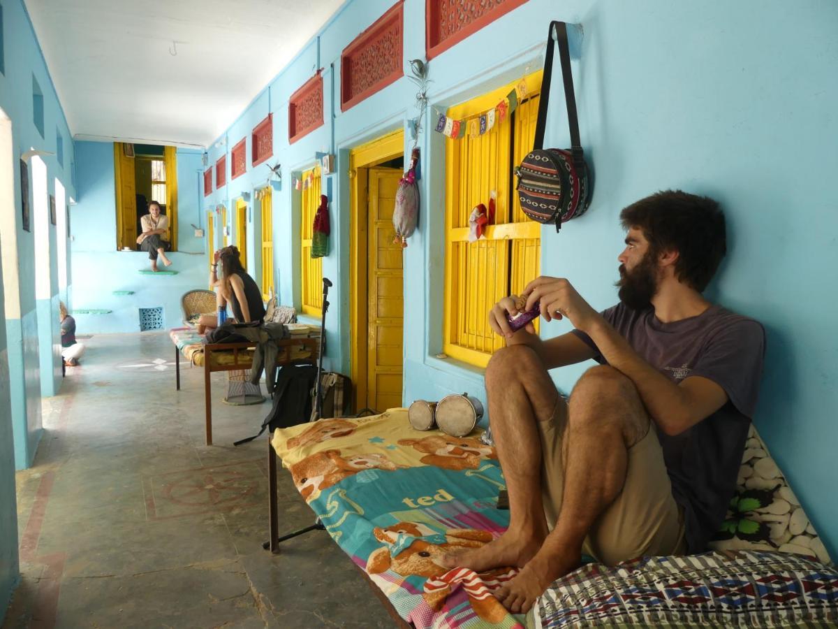 12 Monks Backpackers Community Hostel Pushkar Exterior photo