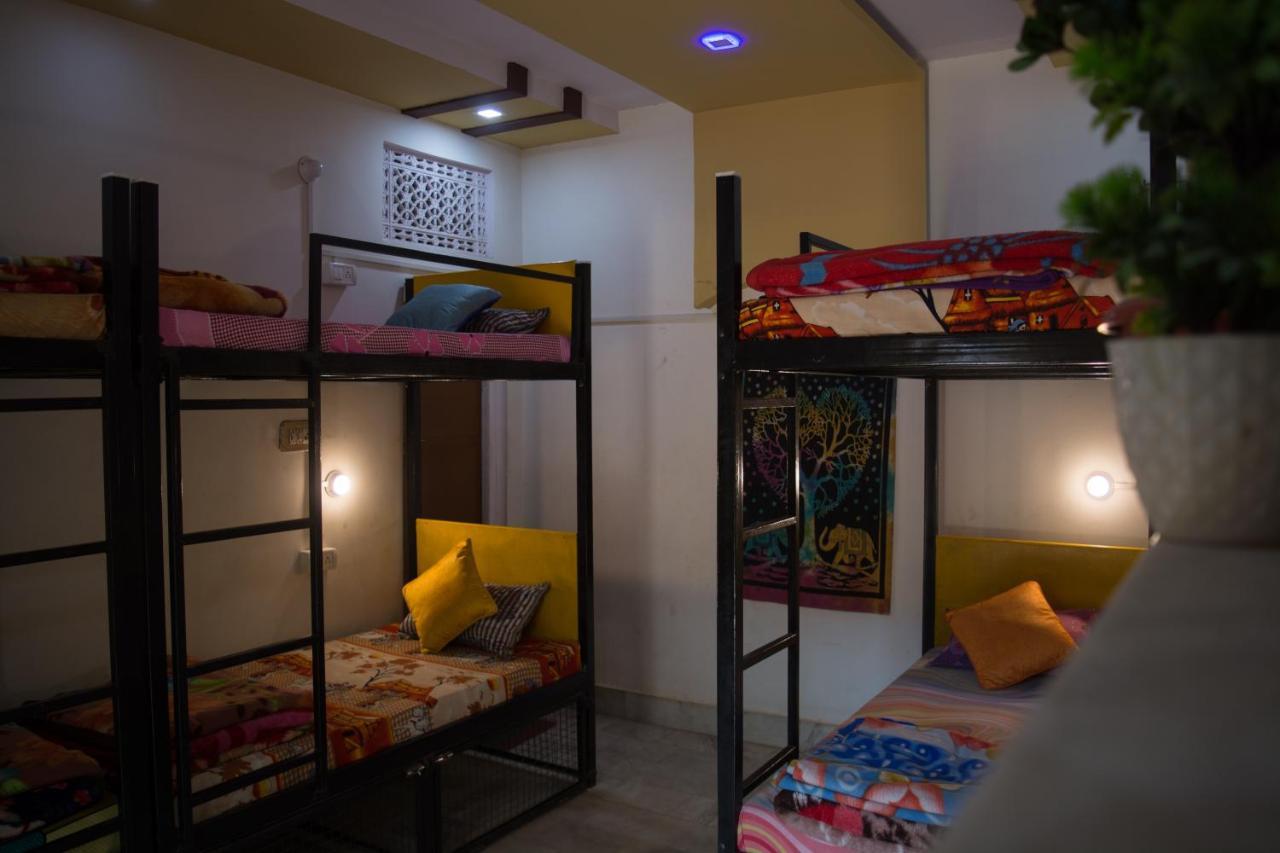 12 Monks Backpackers Community Hostel Pushkar Exterior photo