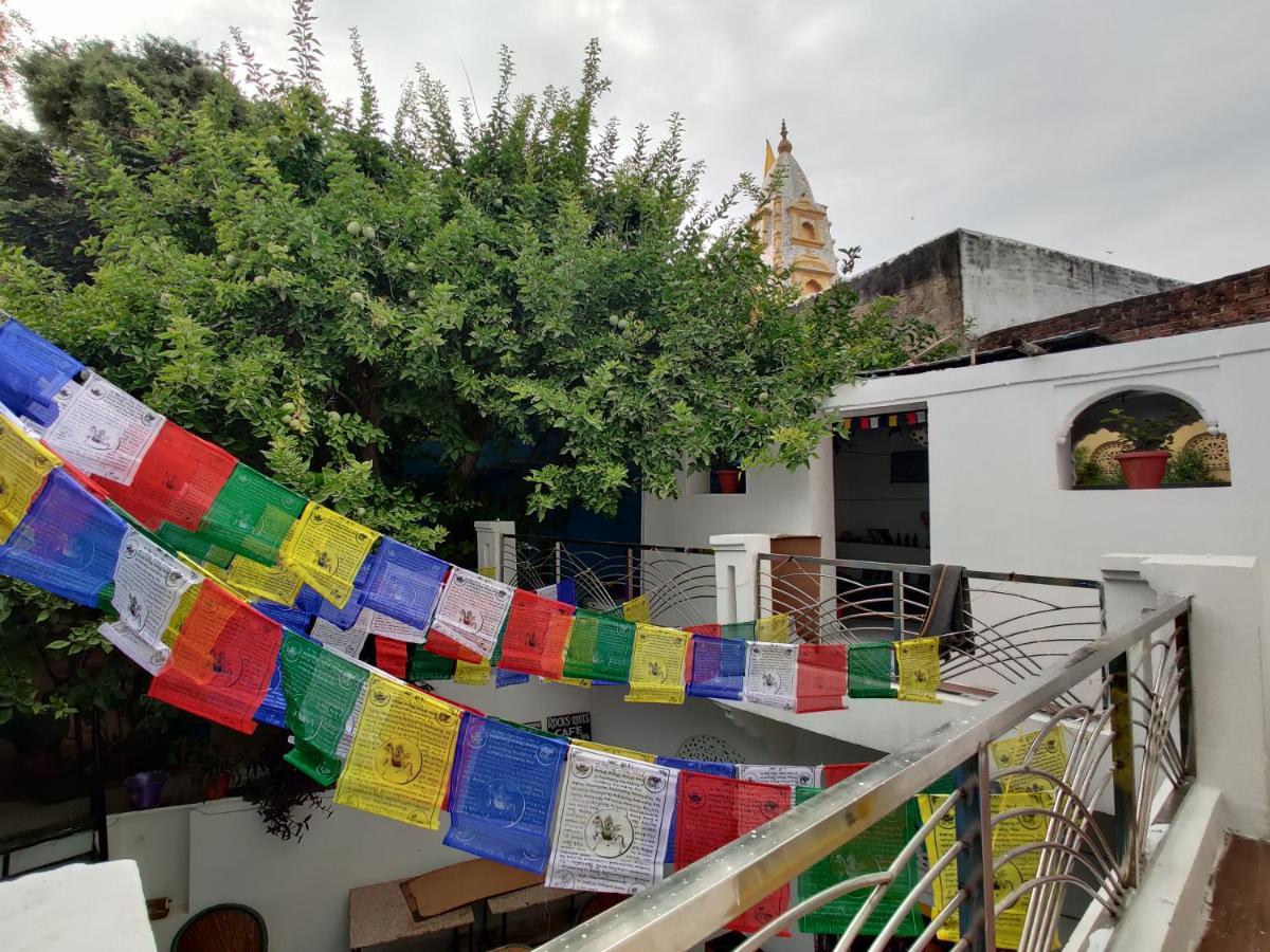 12 Monks Backpackers Community Hostel Pushkar Exterior photo