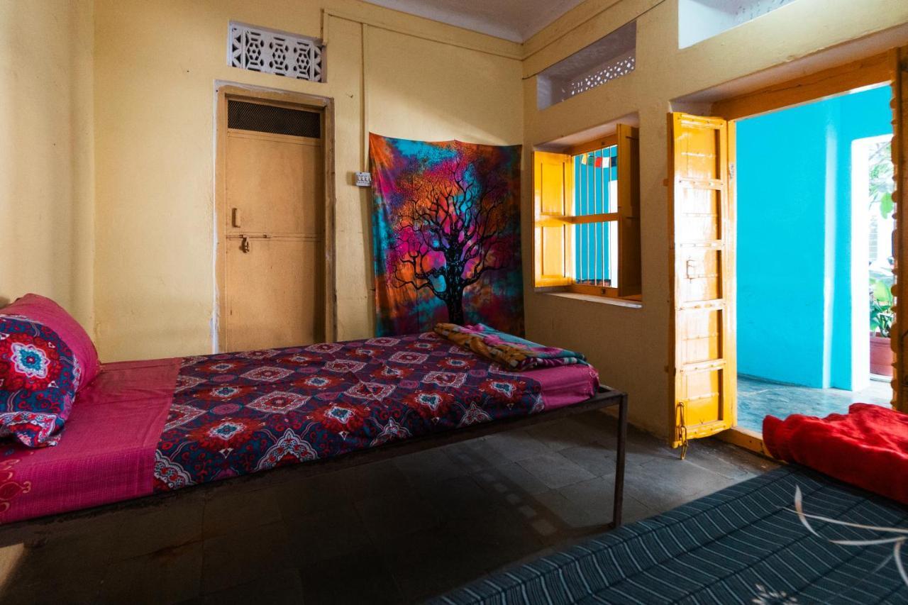 12 Monks Backpackers Community Hostel Pushkar Exterior photo